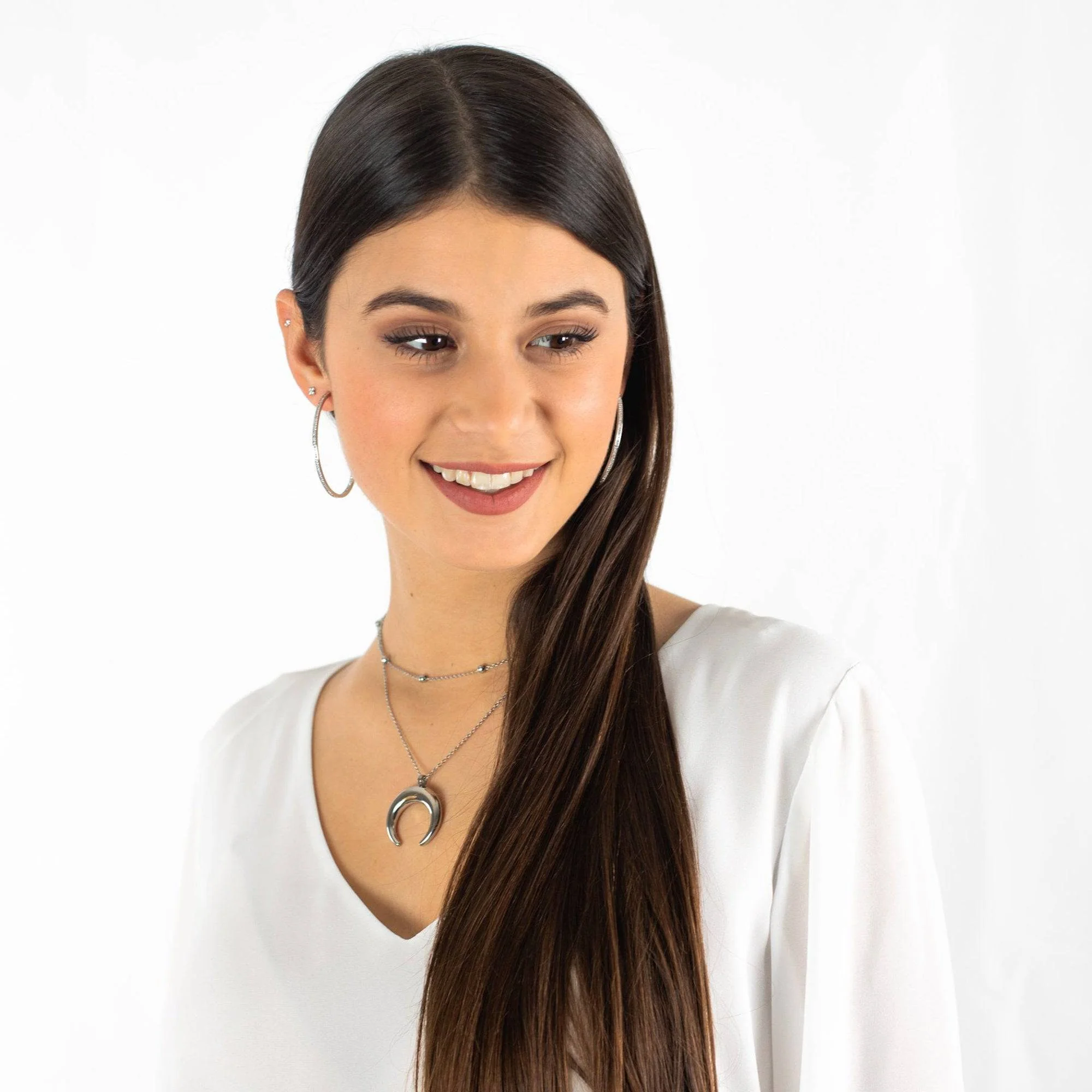 Basic Hoop Earrings - Image 4