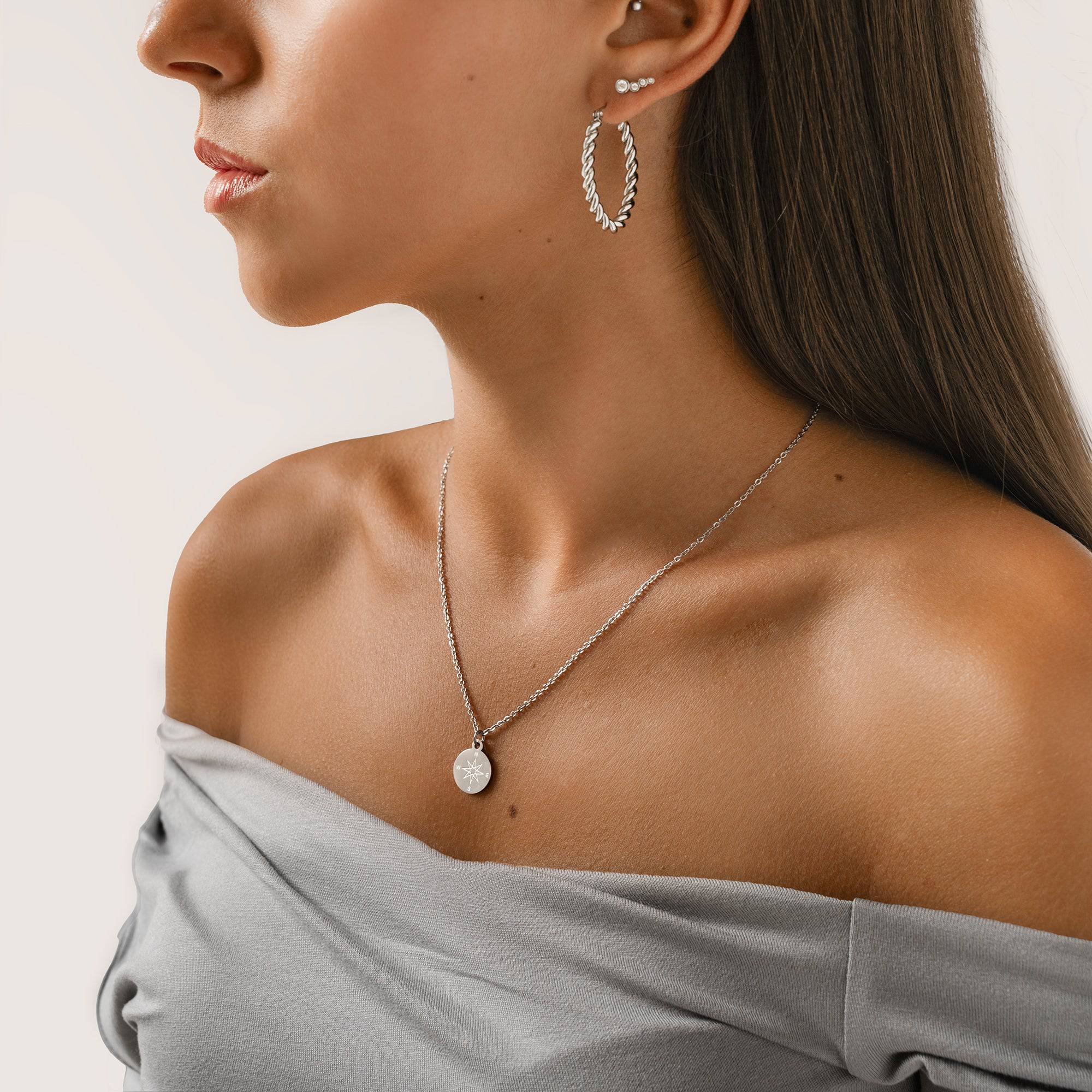 Poles Necklace - Image 3